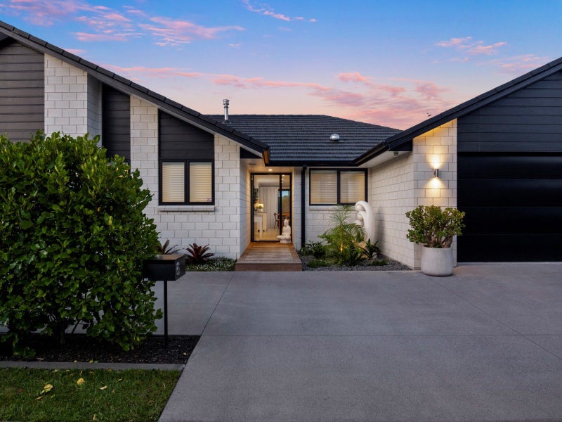 6 RABY LANE, Pyes Pa, Tauranga - Carousel 2