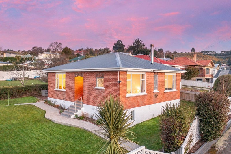 2 Emerson Street, Concord, Dunedin - Carousel 1