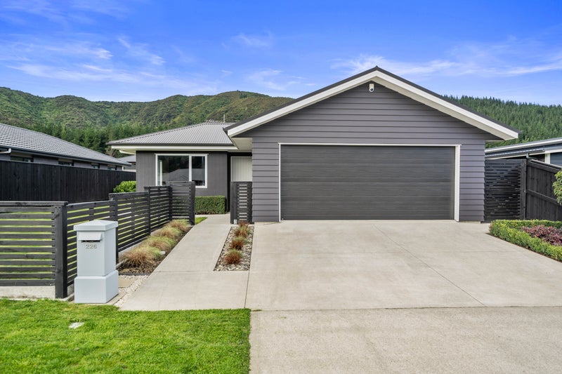 226 Wise Street, Wainuiomata, Lower Hutt - Carousel 1