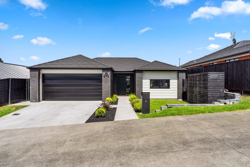 10 Routeburn Lane, Karaka, Papakura - Carousel 1