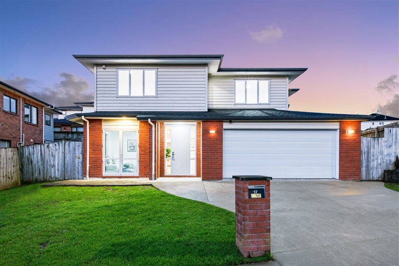 17 Midhurst Avenue, Henderson, Auckland - Carousel 2