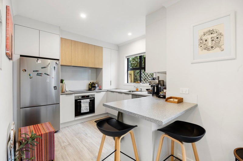 6/27 Seddon Road, Frankton, Hamilton - Carousel 2