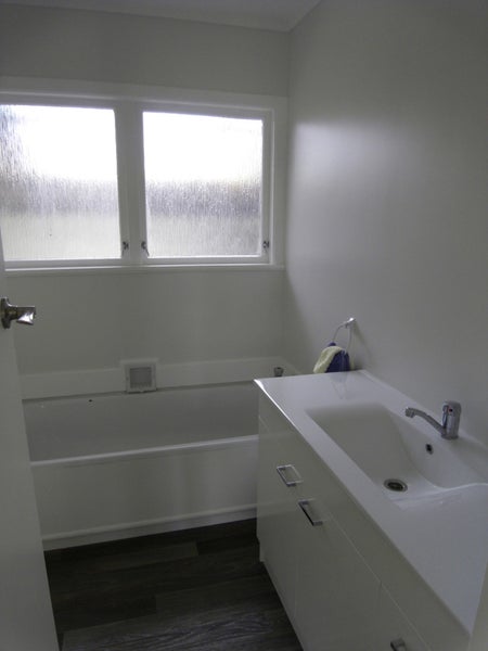 62 Deanwell Avenue, Deanwell, Hamilton - Carousel 12