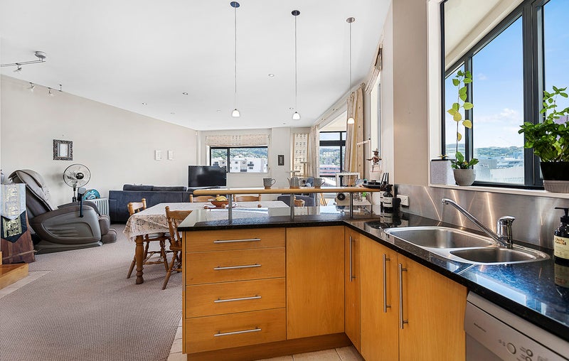 4/148 Tory Street, Te Aro, Wellington - Carousel 2