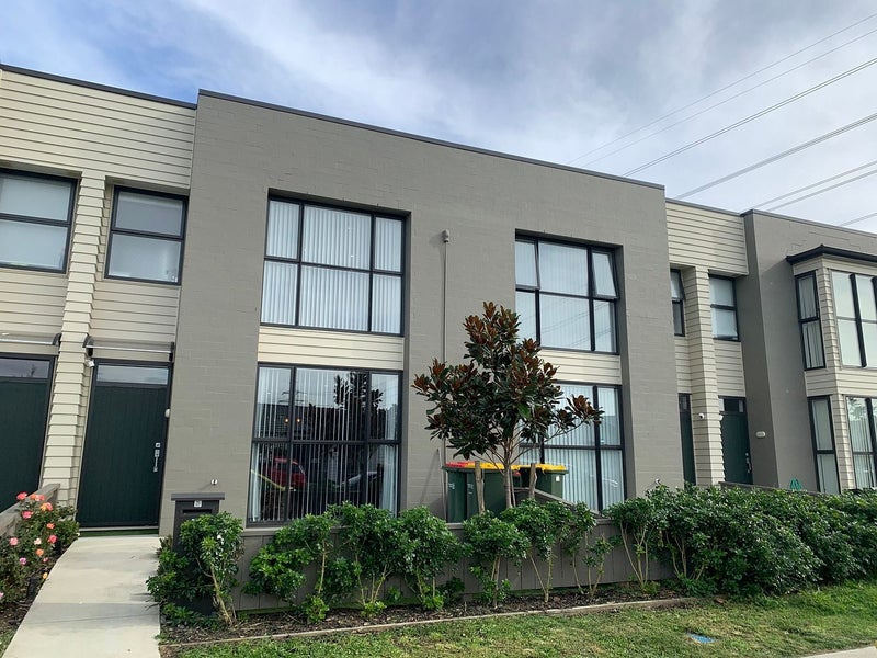 12 Rere Close, Takanini, Auckland - Carousel 1