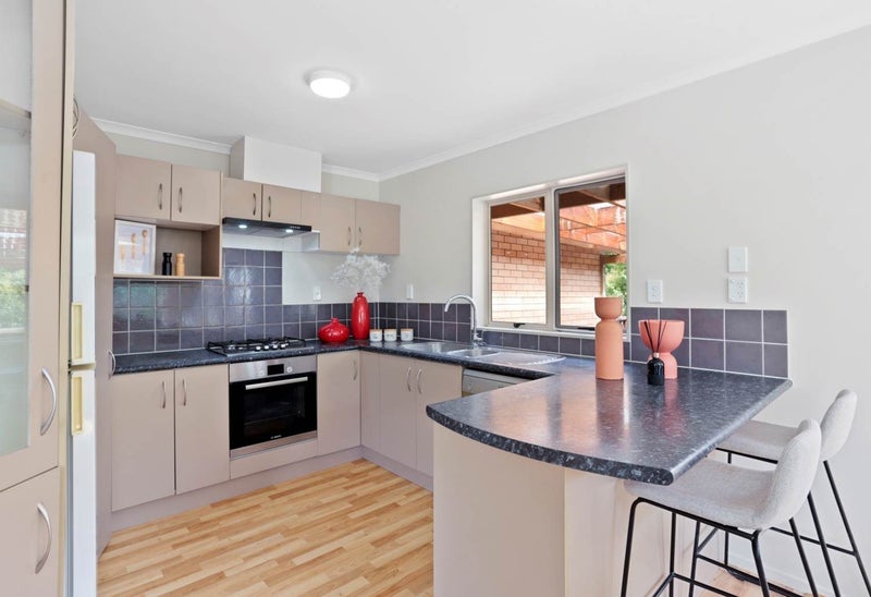 141B Edmonton Road, Te Atatu South, Auckland - Carousel 2