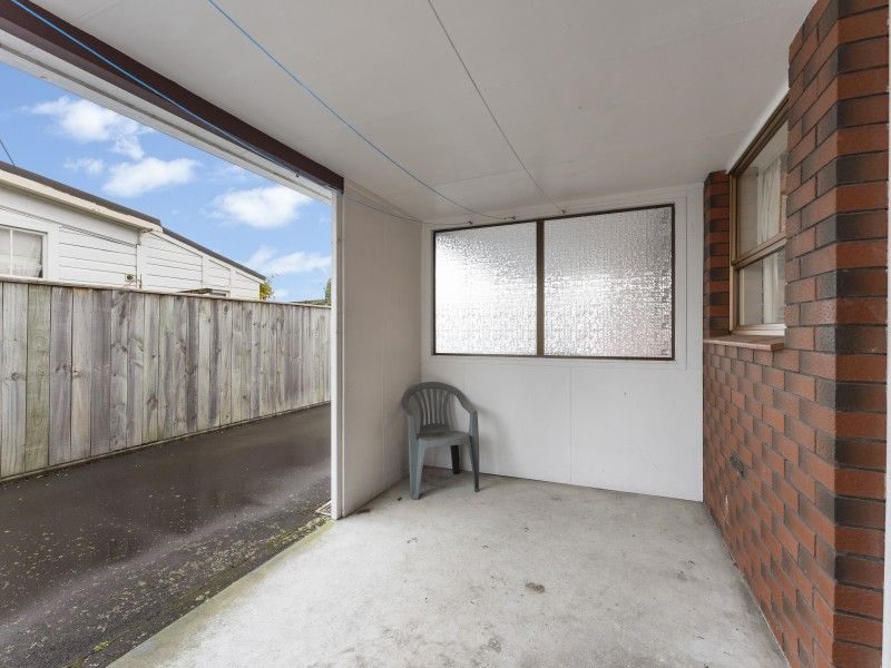 2/128 Albert Street, Terrace End, Palmerston North - Carousel 2