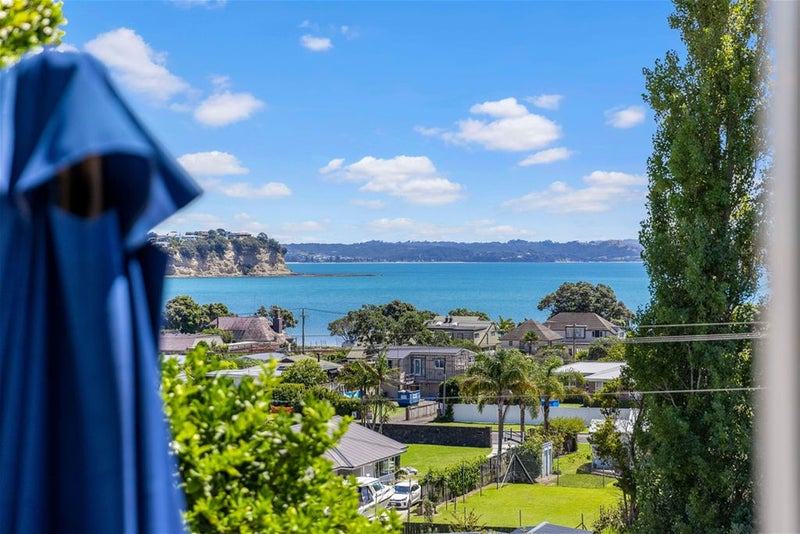 17A Beach Road, Manly, Whangaparaoa - Carousel 1