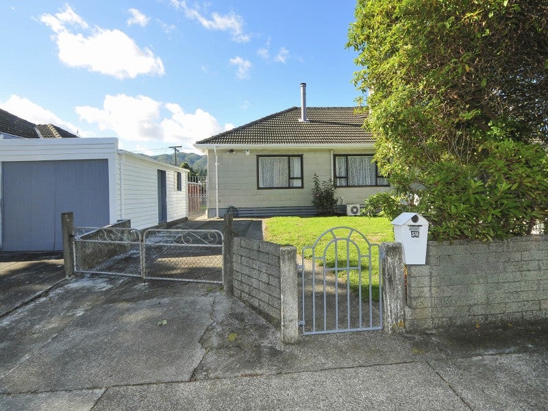 378 Cambridge Terrace, Naenae, Lower Hutt - Carousel 1