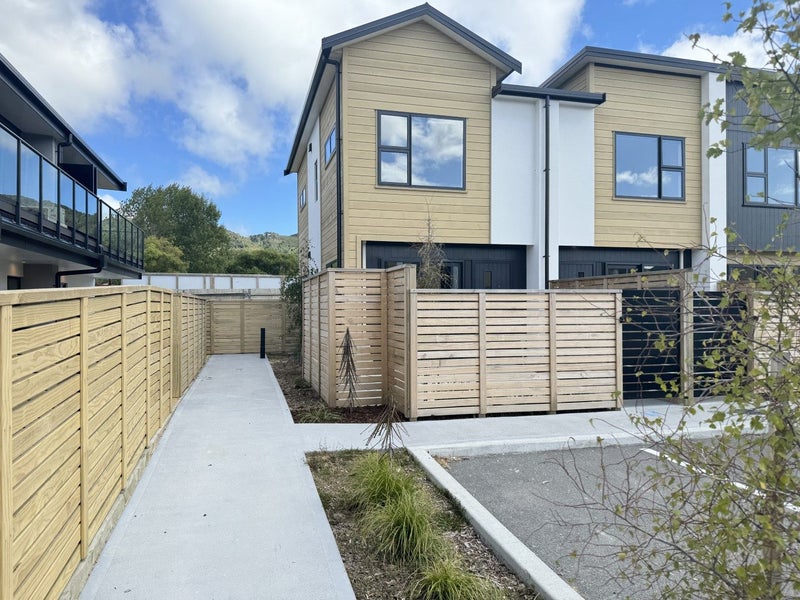 1 Te Ara o Papatahi, Wainuiomata, Lower Hutt - Carousel 1