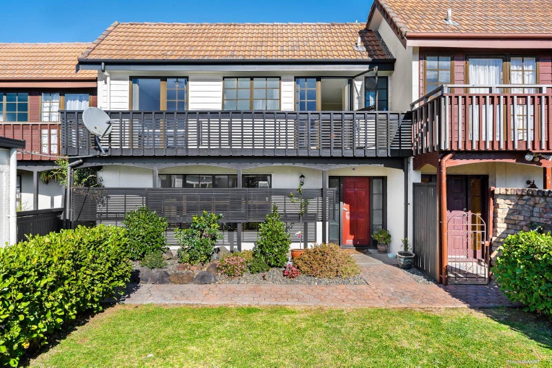 2/0 Watson Place, Papatoetoe, Auckland - Carousel 2