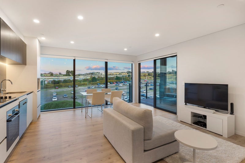 301/3 Kaipiho Lane, Albany, Auckland - Carousel 2