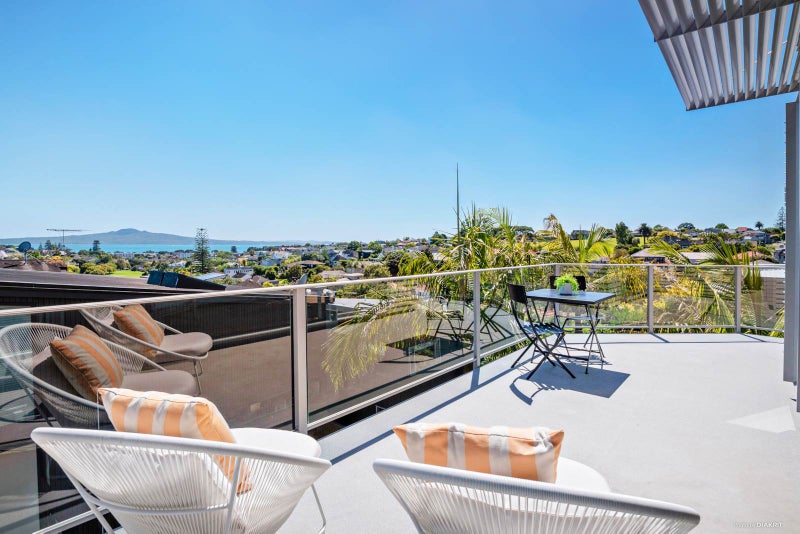 59A Kurahaupo Street, Orakei, Auckland - Carousel 2