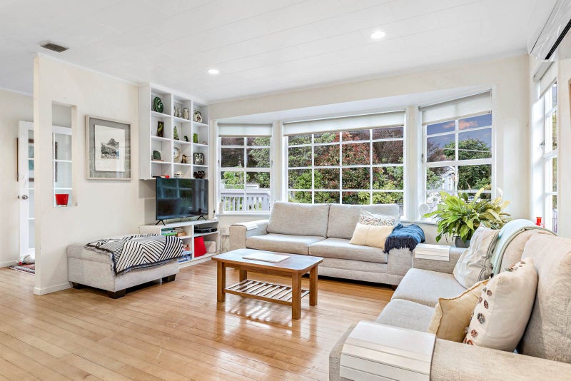 27 Riverhead Road, Kumeu - Carousel 2