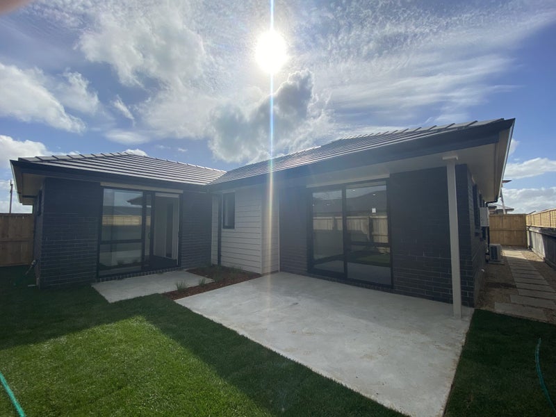 4/223 Baverstock Road, Grandview Heights, Hamilton - Carousel 10