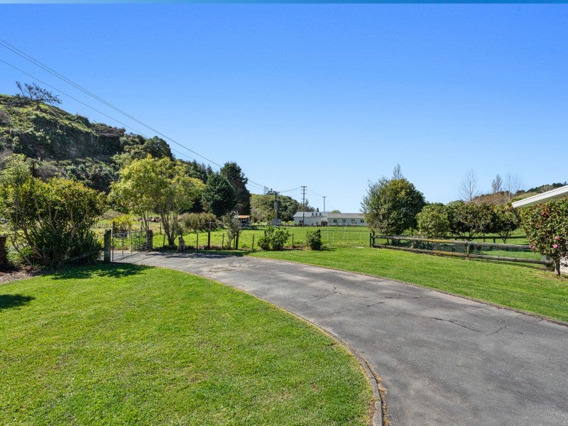 83 Maraetotara Road, Ōhope - Carousel 26