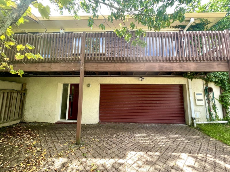 15 Kingsclere Place, Goodwood Heights, Auckland - Carousel 2