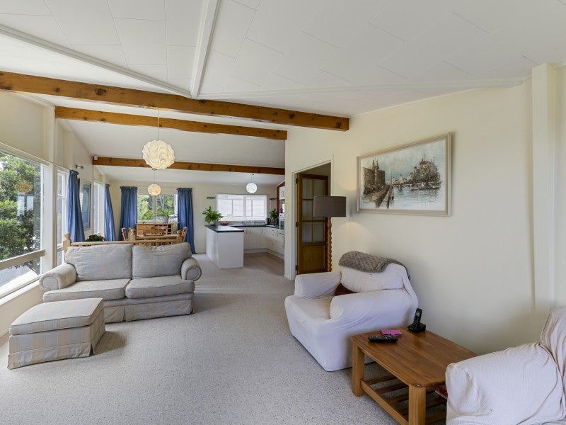 73 Amapur Drive, Ngaio, Wellington - Carousel 2