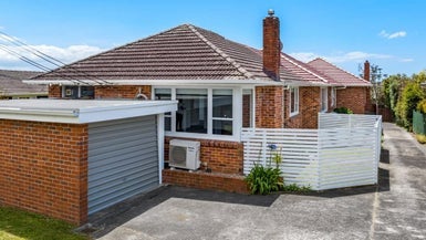 1/124 St Johns Road, Meadowbank, Auckland - Carousel 1