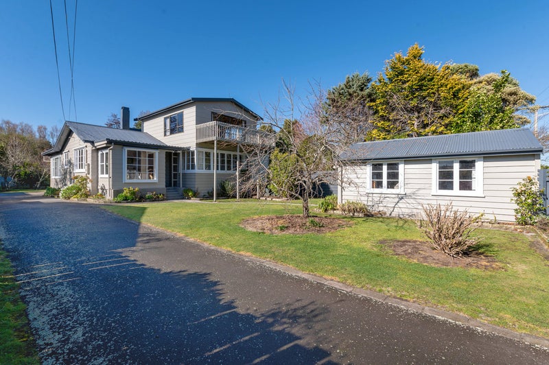 11 Waana Street, Mourea, Rotorua - Carousel 1
