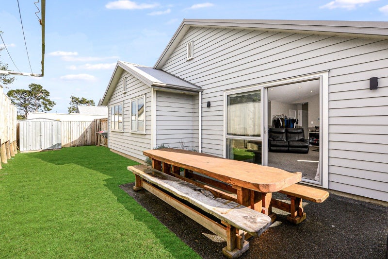 131 Forest Lake Road, Forest Lake, Hamilton - Carousel 2