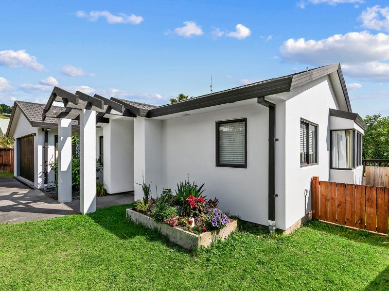 40 Eclipse Terrace, Welcome Bay, Tauranga - Carousel 2