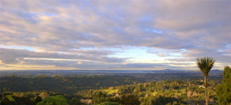 850 West Coast Road, Waiatarua, Auckland - Carousel 1