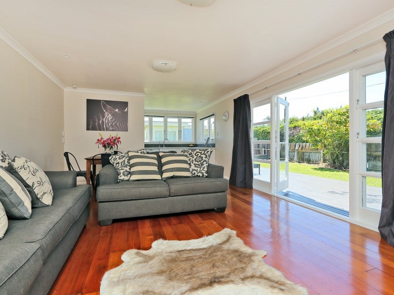 300 Windsor Avenue, Parkvale, Hastings - Carousel 2