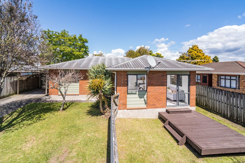 62B Pomaria Road, Henderson, Auckland - Carousel 1