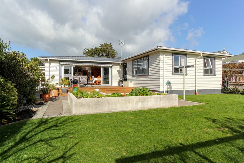 27 Timandra Street, Welbourn, New Plymouth - Carousel 2