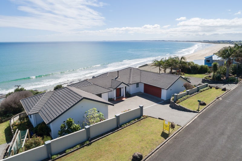 1 Tasman Heights, Ahipara, Kaitaia - Carousel 1