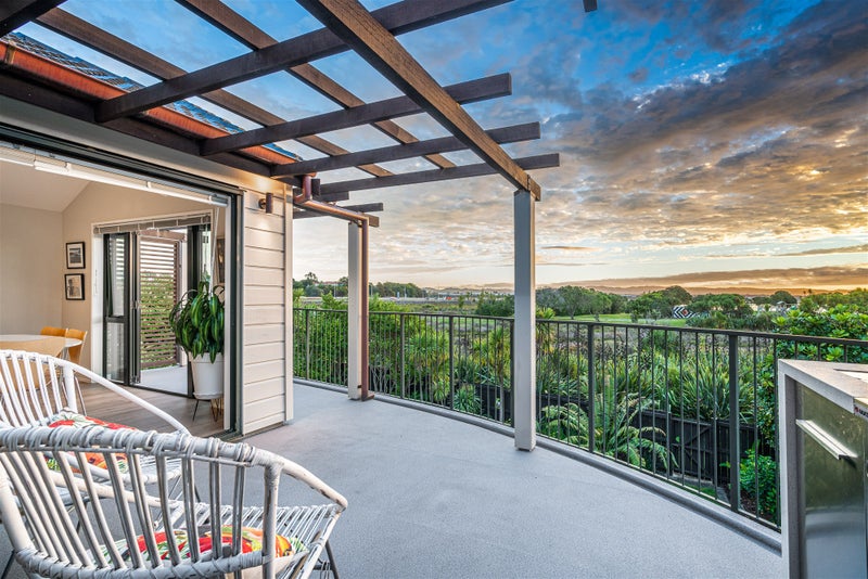 36A Maryland Street, Point Chevalier, Auckland - Carousel 2