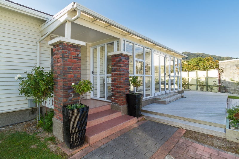 16 Burnside Street, Waterloo, Lower Hutt - Carousel 22