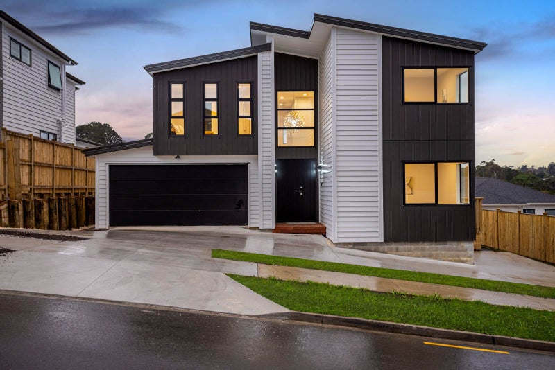 18 Lumber Rise, Swanson, Auckland - Carousel 1