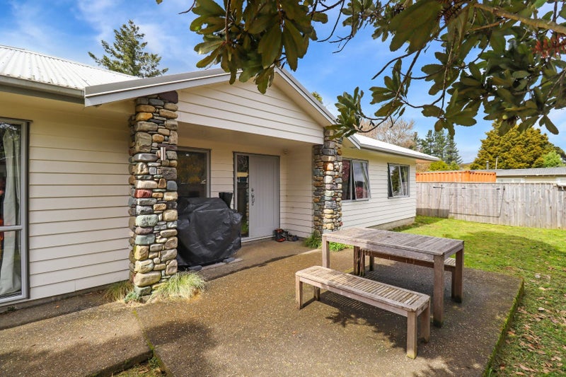 62A Plateau Road, Te Marua, Upper Hutt - Carousel 1