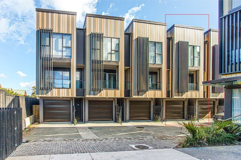 16/54 Taharoto Road, Takapuna, Auckland - Carousel 2