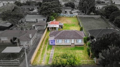 36 Birdwood Road, Swanson, Auckland - Carousel 1