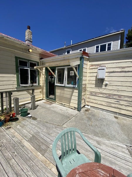 180 Hanson Street, Newtown, Wellington - Carousel 23