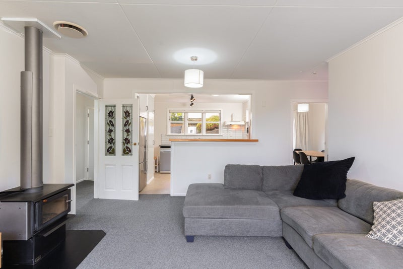 39 Prospect Terrace, Johnsonville, Wellington - Carousel 2