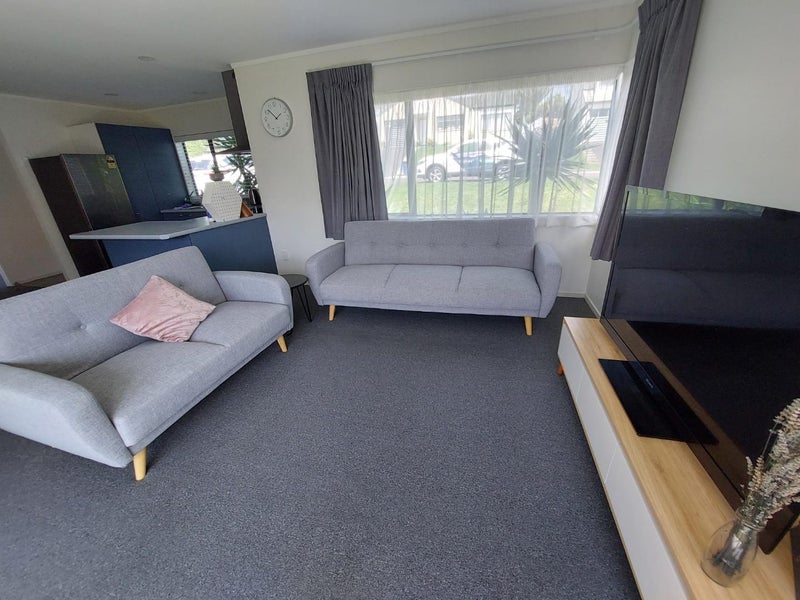 16 Blueridge Close, Sunnyvale, Auckland - Carousel 1