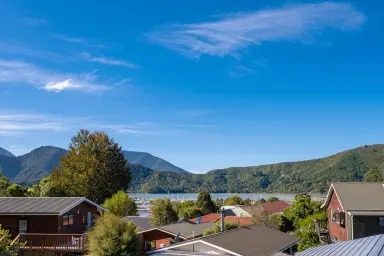 12 Lawrence Street, Havelock - Carousel 2