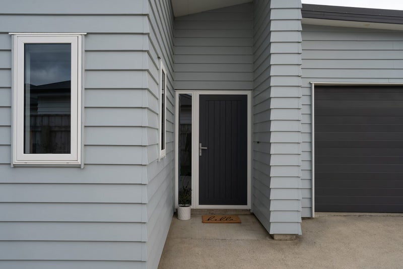 17 Belize Grove, Grenada Village, Wellington - Carousel 26