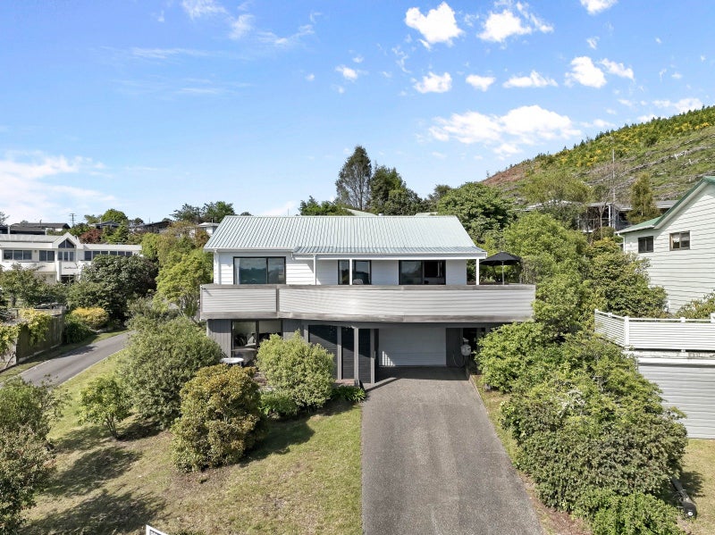 11 Paurini Place, Motuoapa - Carousel 1
