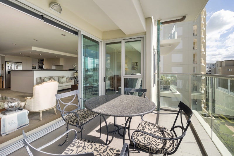 504/10 Middleton Road, Remuera, Auckland - Carousel 2