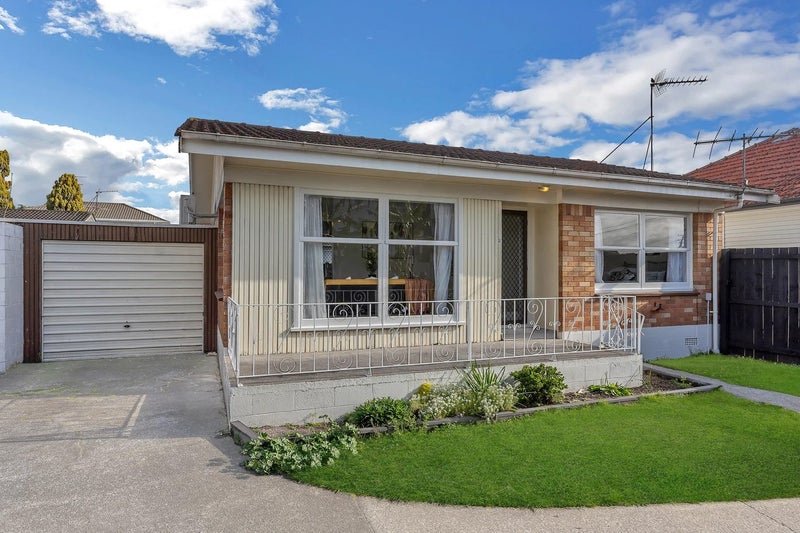 2/54 East Street, Papakura, Auckland - Carousel 1