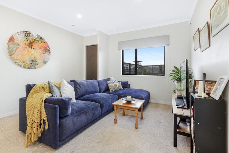 22B Yanicks Crescent, Fitzroy, Hamilton - Carousel 2