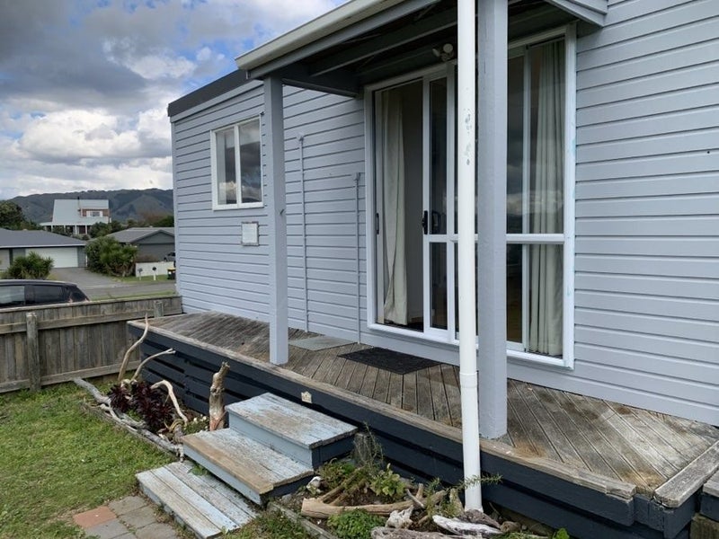 63 Gawler Street, Te Horo Beach - Carousel 1