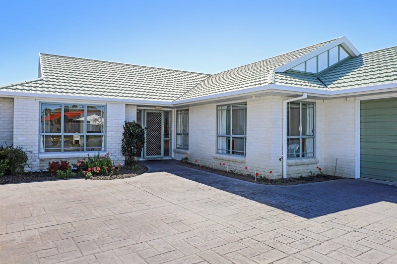 6 Knightsbridge Place, Taradale, Napier - Carousel 20