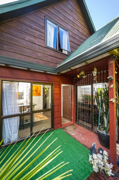 11 Caram Place, Birkenhead, Auckland - Carousel 2
