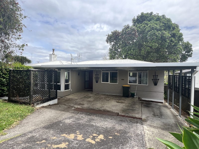 4 Elliott Avenue, Bayview, Auckland - Carousel 2